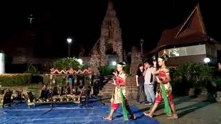 preview picture of video 'Tari Incling Jangget SDK Yoga Puhsarang Kediri'