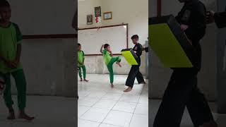Download lagu #shortviral #shortsyoutube #pencaksilat #shortvideo #silat #silat #silat #psht #viral #olahraga mp3 Download lagu #shortviral #shortsyoutube #pencaksilat #shortvideo #silat #silat #silat #psht #viral #olahraga mp3