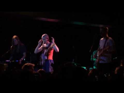 Frankie Cosmos "On the Lips" at The Echo, Los Angeles - Oct 1, 2016