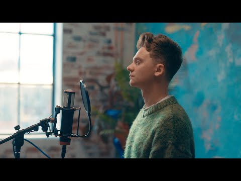 Conor Maynard - Dance With Somebody