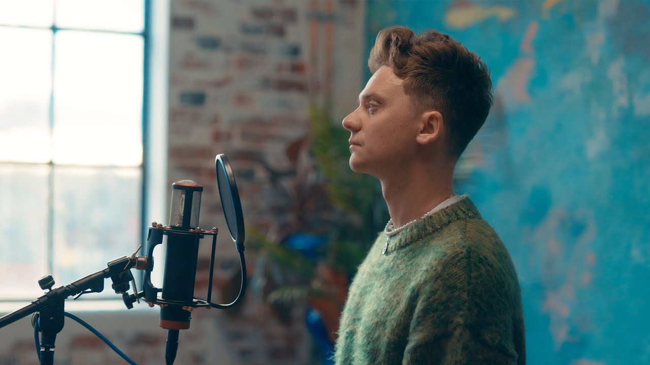 Lyrics : Conor Maynard - Dance With Somebody + Terjemahan - Pancaswara Lyrics