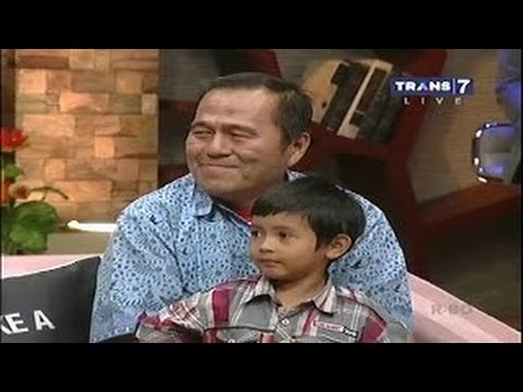 Hitam Putih 5 Mei 2015 FULL - Kisah Supir Taksi Yang Ingin Mewujudkan Mimpi Anaknya