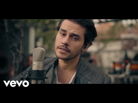 Cem Belevi - Farkında Mısın (Akustik)