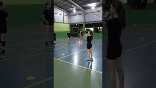 TREINO DE PASSE VOLEIBOL