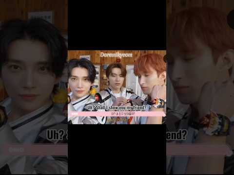 [SEVENTEEN] Dino introduces carats to his friend #svt #shorts #dino #dk #joshua #seventeen