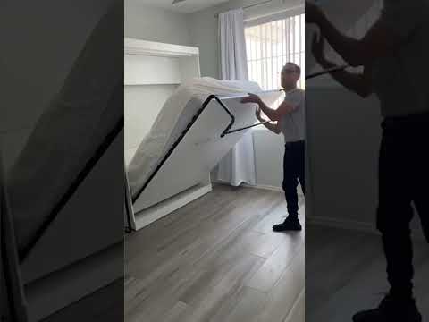 Dieses Klappbett ist der Wahnsinn! 😱