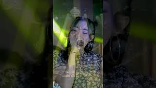 Download lagu Yeni Inka ft. Adella - ANGEL - Uayumu Tenanan Ora Editan (ANEKA SAFARI)#shorts mp3