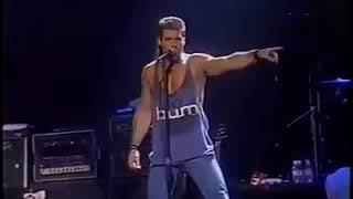 Billy Ray Cyrus Performing Ain’t No Good Goodbye Live In New York City (1992)