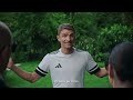 Doping For The Lawn Turbogrün Commercial With Thomas Müller