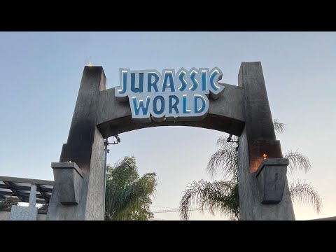Jurassic World: The Ride - Universal Studios Hollywood - Full Night POV - 4K