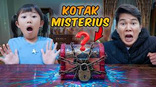 MENEMUKAN KOTAK HARTA KARUN DI RUMAH thumbnail