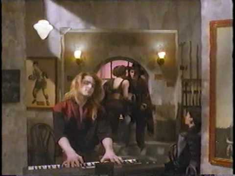 World on Edge - WOE - Only the Lonely