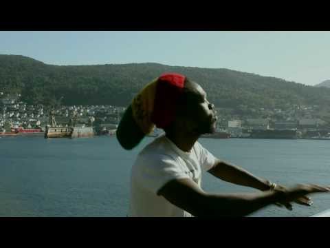 YUZZO - NEVER RUN AWAY (watengwa)