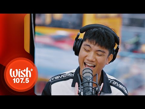 ICEBOX performs "ikaw, ikaw, ikaw" LIVE on Wish 107.5 Bus