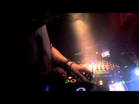 Milo :: Rod Bolts   ::::: DrumnBass vs Hardcore Hafenklang Hamburg