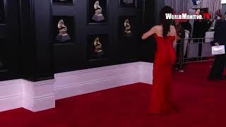 Camila Cabello Adjusting Her Breast Inside Her Gown On The Red Carpet At 2018 Grammy 1