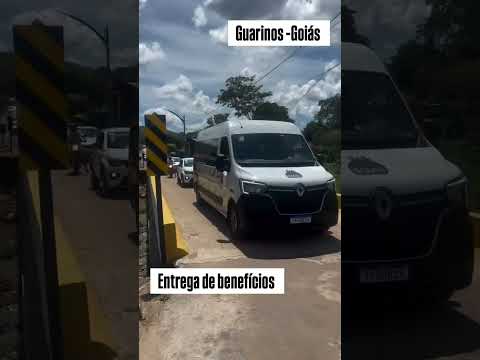 Neste sábado em Guarinos foi dia de entrega de benefícios, três carros zero km e uma Van