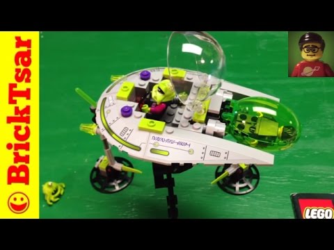 LEGO Alien Conquest 7051 Tripod Invader from 2011