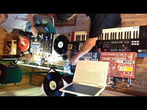 Electrofood CH x Chinmachine - Scratch and Synth 2019