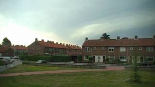 preview picture of video 'Onweer / noodweer / shelfcloud / time-lapse / thunderstorm / 15 juli 2010 / regen / bliksem / HD'