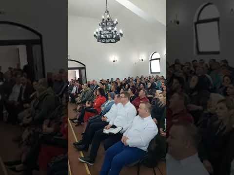 Pastorul Judetean din Tg.Mures Sever Onitu predică în Biserica Betel Ibănești