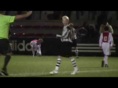 Ajax D3 - sv Laren99 D1