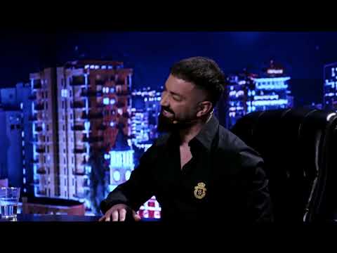 Elvis Pupa Show : Ndoshta neser nuk jam gjalle / Muharrem Ahmeti Live