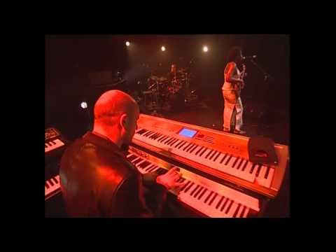 Entre Vues 2006 - Manou Gallo Experience