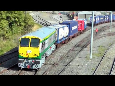 IE class 201 (215) Running light engine & Shunting IWT wagons @ North Wall