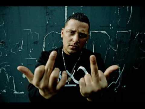 Bass Sultan Hengzt - keine angst (feat. Godsilla)