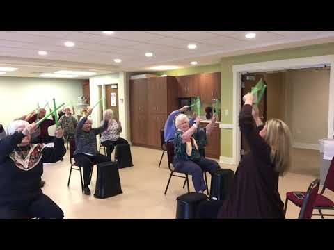 Kristin Thomas - Senior Drumming (Lion Sleeps Tonight)