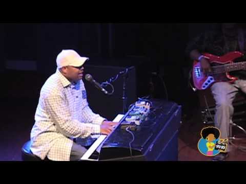 Frank McComb - Love Natural (Live In Philly)