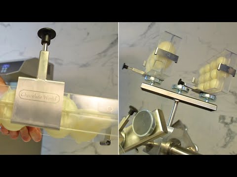 Magnetic clamps for spinning machines.