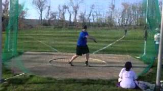 preview picture of video 'Andrew R - middle school discus - 130' 7'