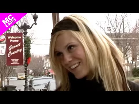Video thumbnail for Hipster Girl