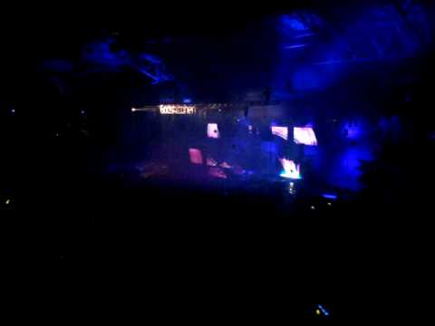 Gareth Emery (5) @ Winter Sound System 2010, Melbourne | Godskitchen Arena