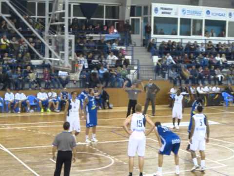 Medias meci de baschet 2011 0001