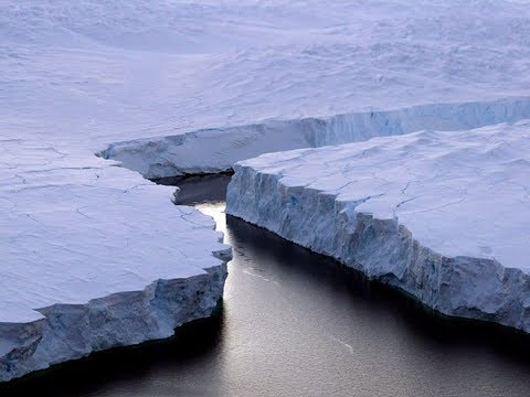 Breaking 1 Trillion Ton Antarctic iceberg finally breaks free Larsen Ice Shelf July 12 2017 News Video