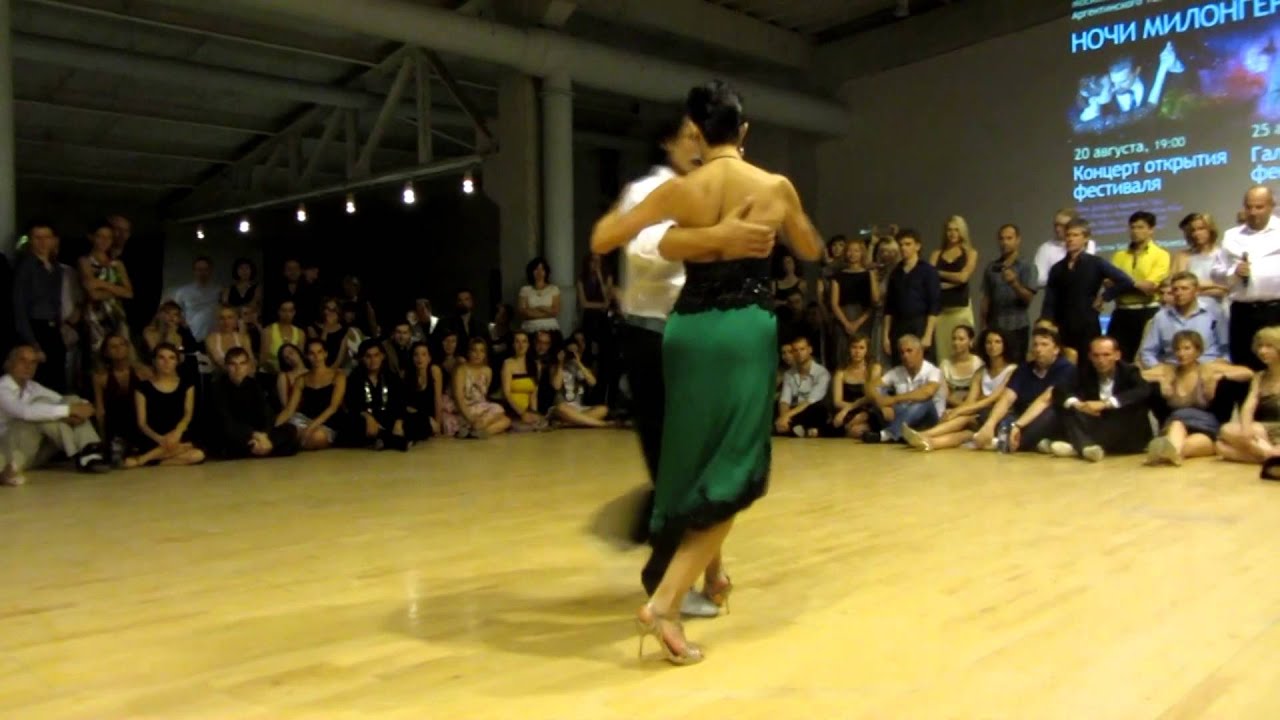 Gaston Torelli y Moira Castellano - La tupungatina - MNF 2014