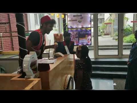 Pihu enjoying Turquoise icecream at Esplanade mall bhubaneswar||lots of fun@odiavlogsbymausumi