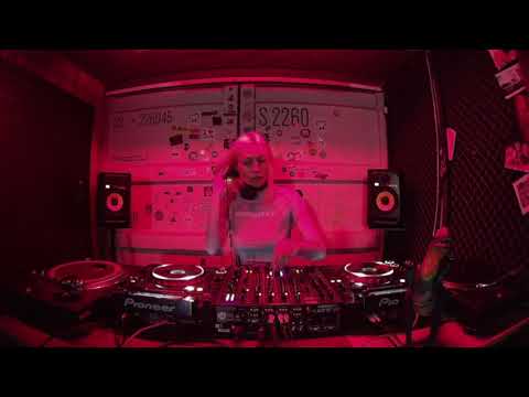MISSION LONDON w/ Jana Woodstock @ 20ft Radio - 29/11/2021