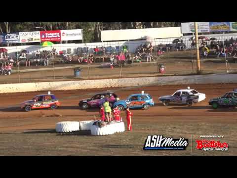 Junior Sedans: Photo Finish in Heat 19 of the National Title - Carrick Speedway [Classic]