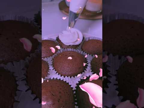 chocolate cup cake so delicious recipe 😋💜#explore haleema's kitchen #viralshorts