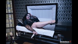 Morticia Addams Cosplay By Redfield Design At Red Raven Studios