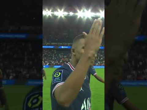 Mbappe Kiss For His Mother