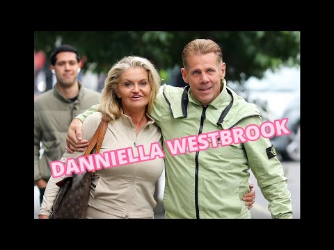 DANNIELLA WESTBROOK ARRIVING AT OSCAR AT THE CROWN SCREENING  IN LONDON