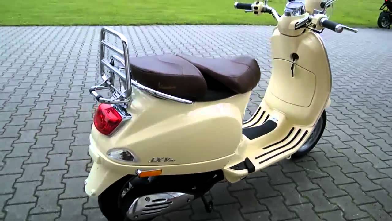 Vespa LXV 50 -11 Roller/Scooter Beige Siena 2011