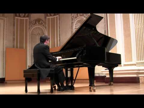 J. S. Bach - F. Busoni: Toccata and Fugue BWV 565. Piano: Juan Ignacio Fernández