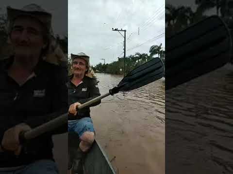 Enchente no Condomínio Barra do Ivaí em Ivatuba Paraná