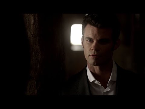 The Originals 1x19 Elijah goes to see Hayley. A suicide bomber attacks the wolfs camp